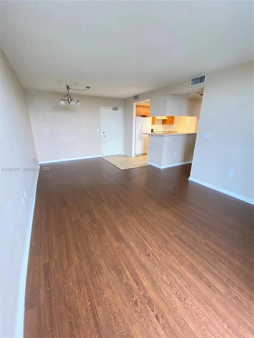 816 NW 11th St # 1203, Miami FL 33136 photo 5