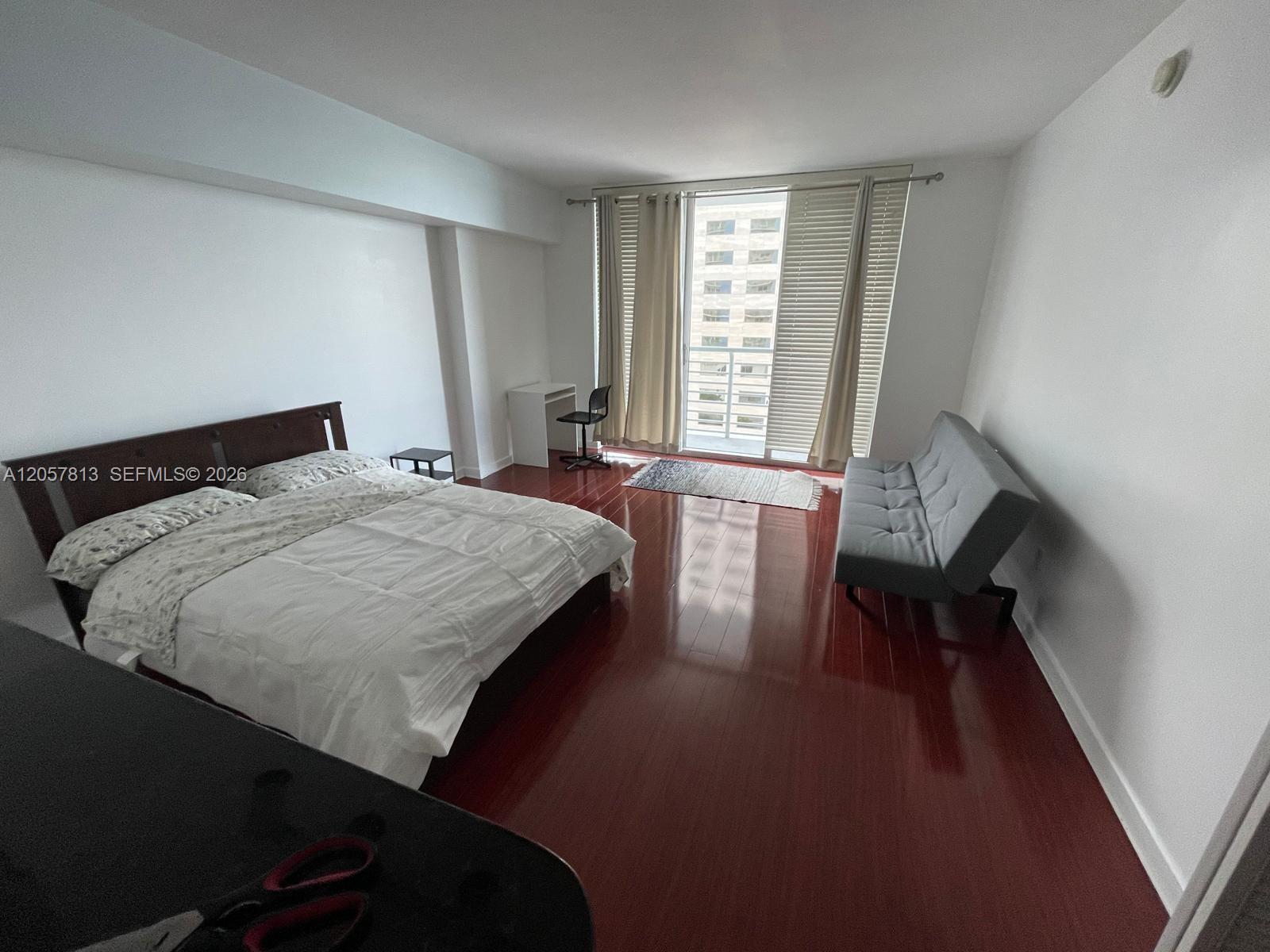 335 S Biscayne Blvd # 1606, Miami FL 33131 photo 5