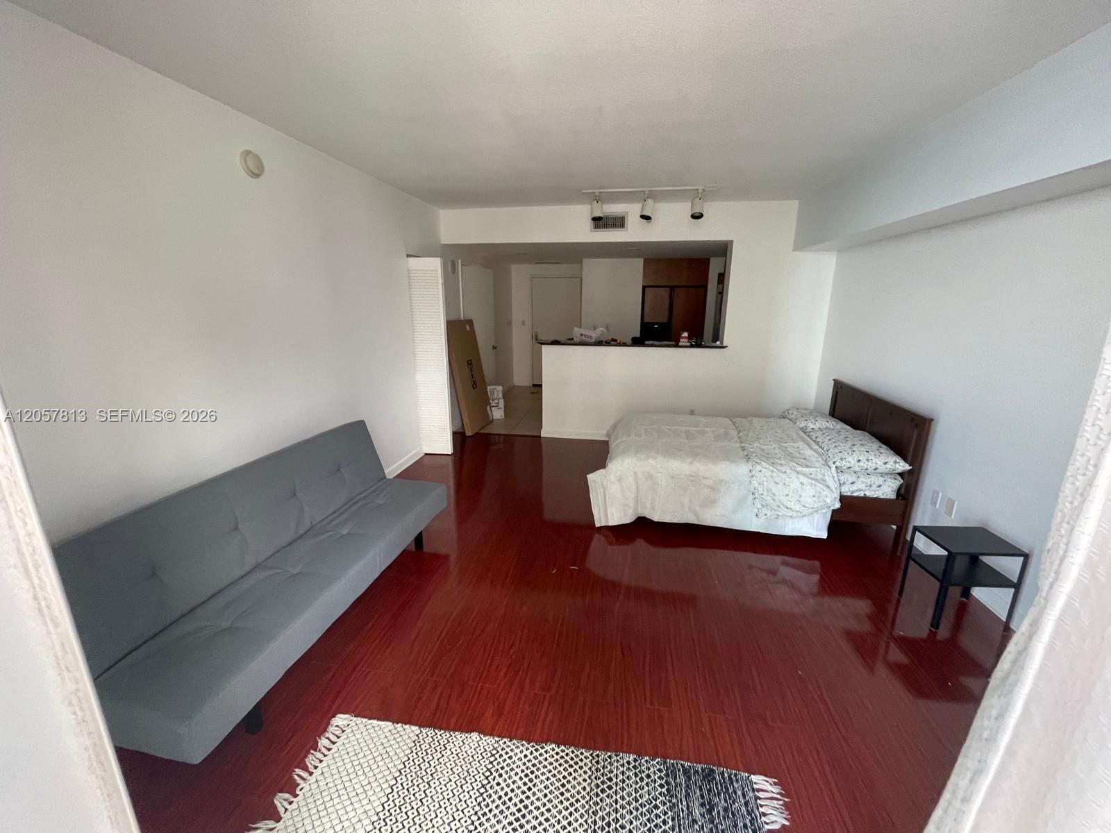 335 S Biscayne Blvd # 1606, Miami FL 33131 photo 4