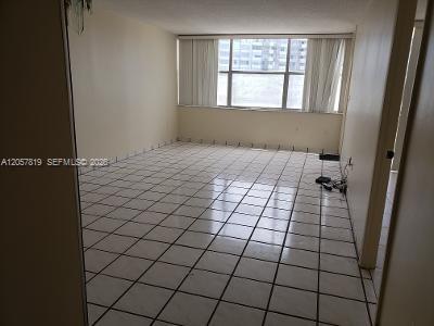 1300 NE Miami Gardens Dr # 419E, Miami FL 33179 photo 4