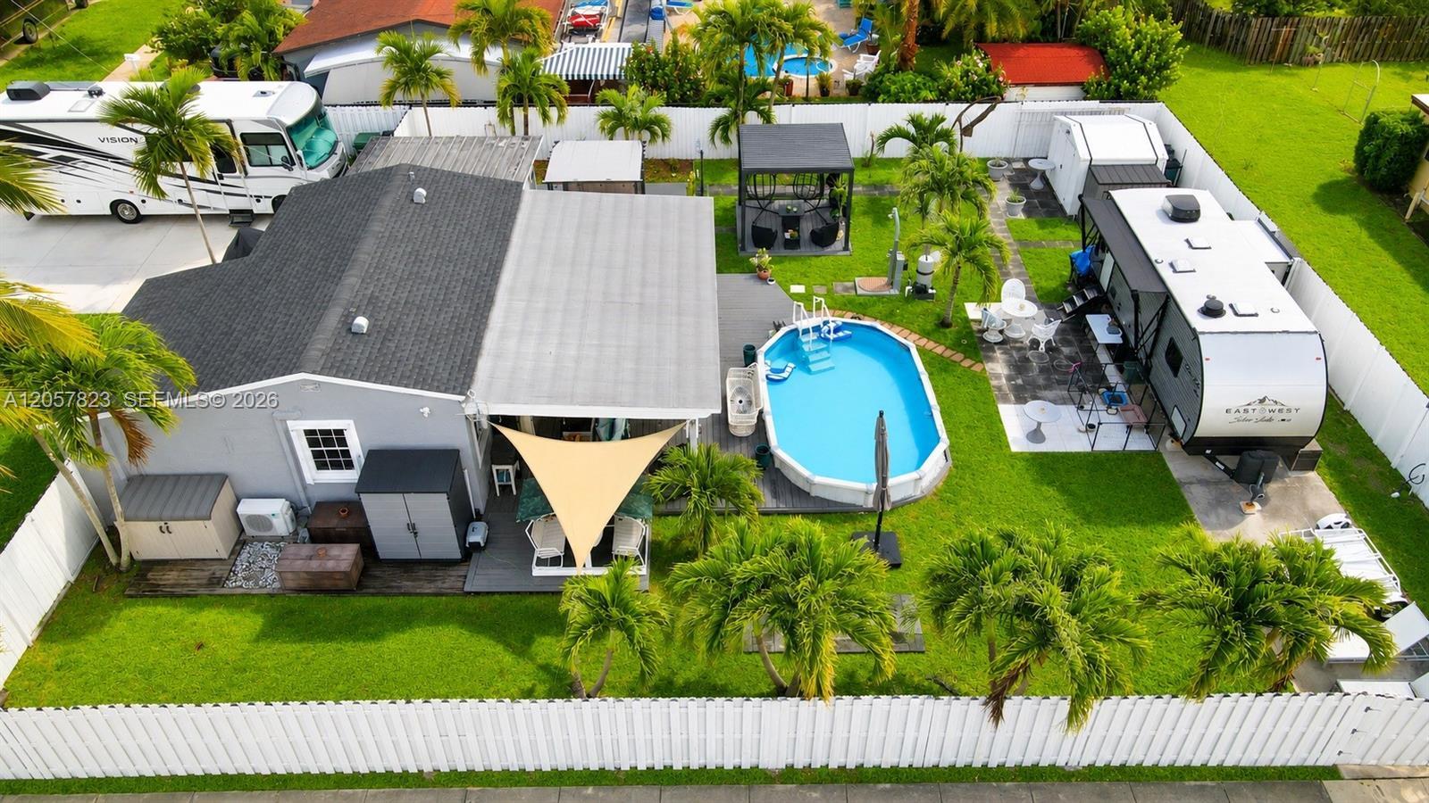 117 SW 6th St, Hallandale Beach FL 33009 photo 3