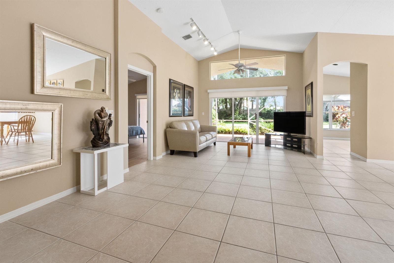 6833 Viale Elizabeth, Delray Beach FL 33446 photo 5