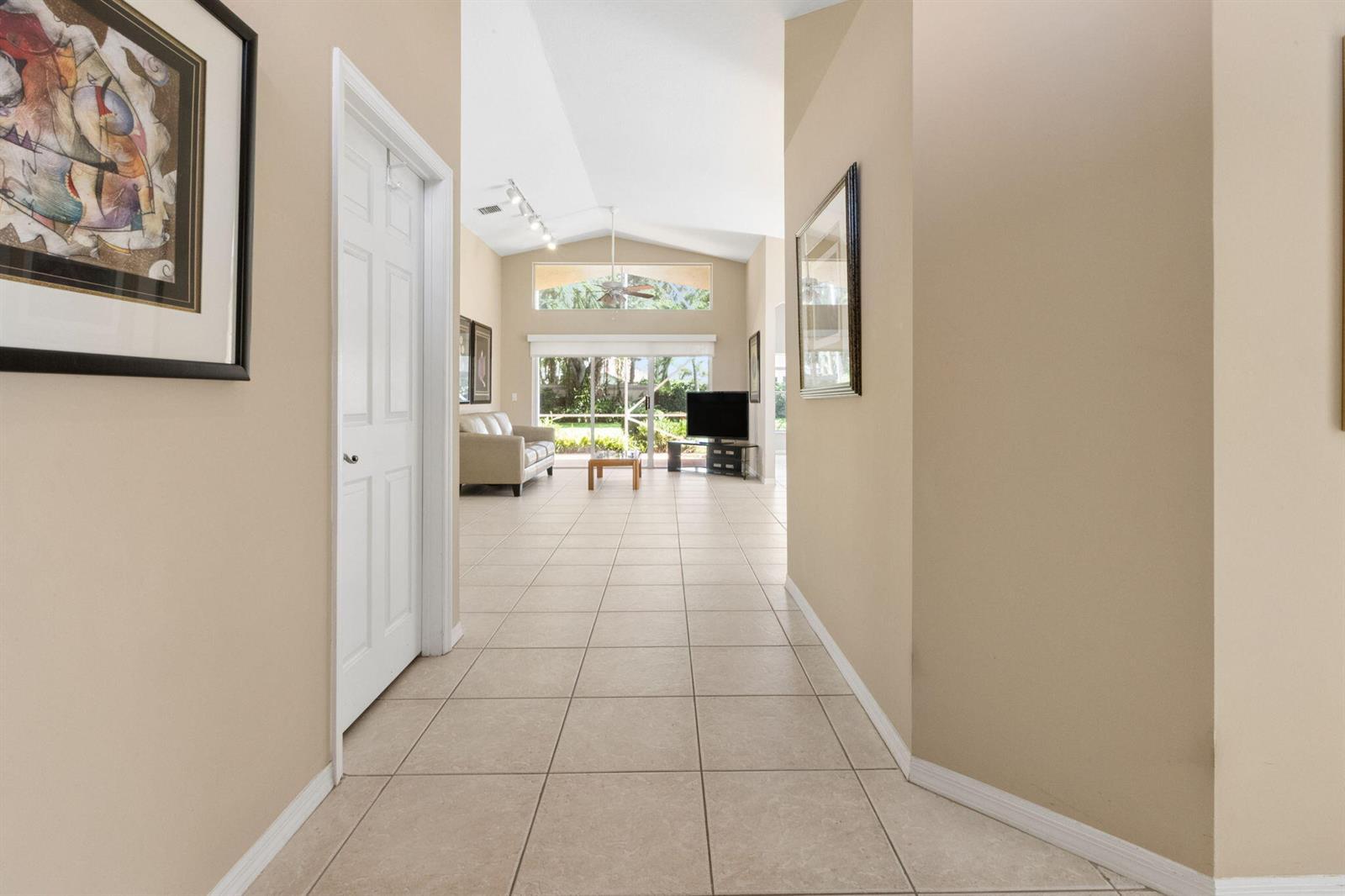 6833 Viale Elizabeth, Delray Beach FL 33446 photo 4
