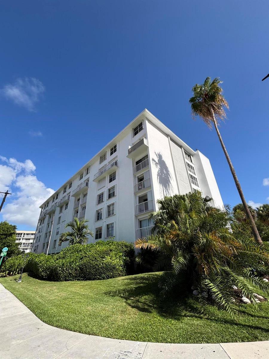 17800 ATLANTIC Boulevard # 302, Sunny Isles Beach FL 33160