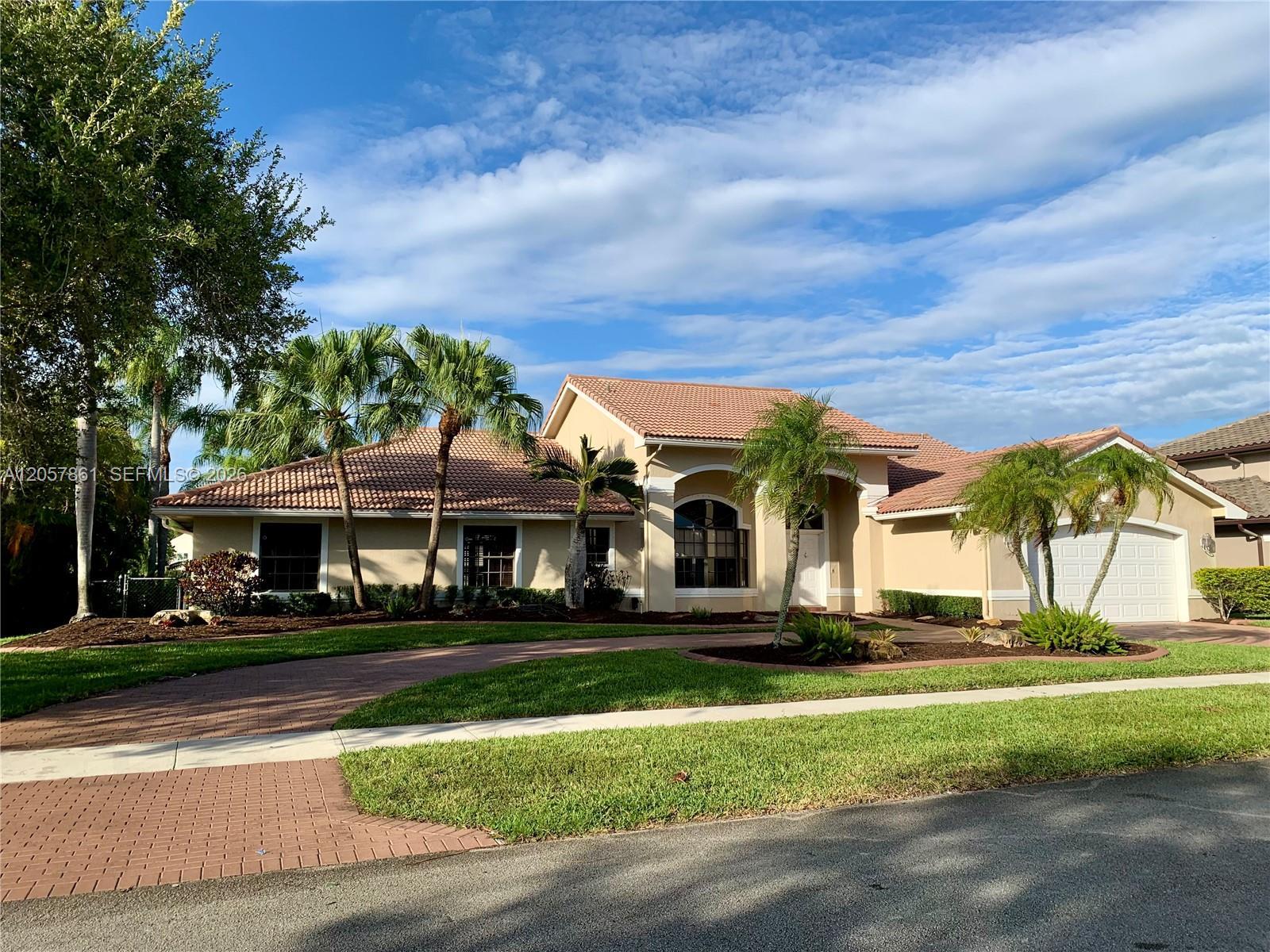 19331 NW 8th St, Pembroke Pines FL 33029