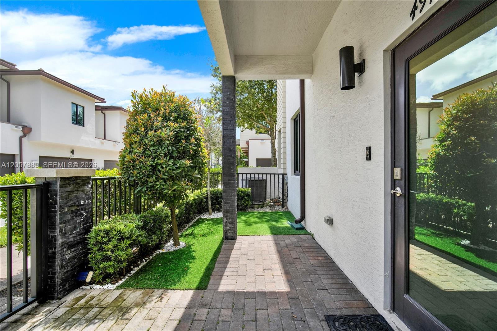 4971 NW 84th Ave, Doral FL 33166 photo 4