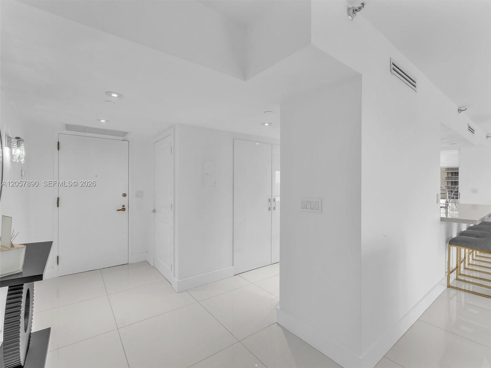 19707 Turnberry Way # 21D, Aventura FL 33180 photo 5