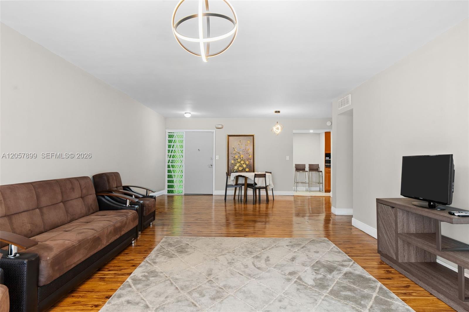 1690 NE 191st St # 1, Miami FL 33179 photo 4