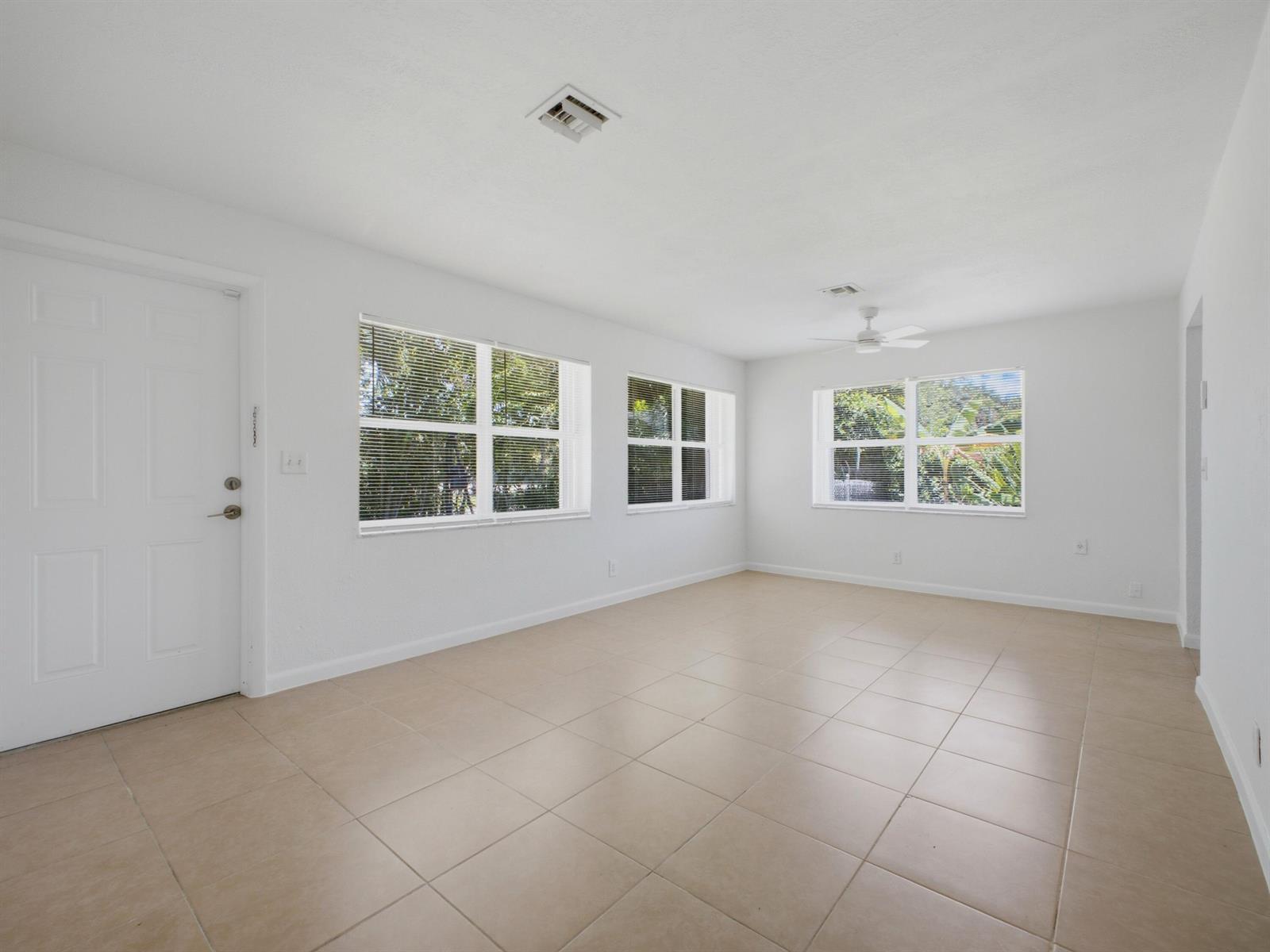 4628 SCHALL Road, FL 33409 photo 5