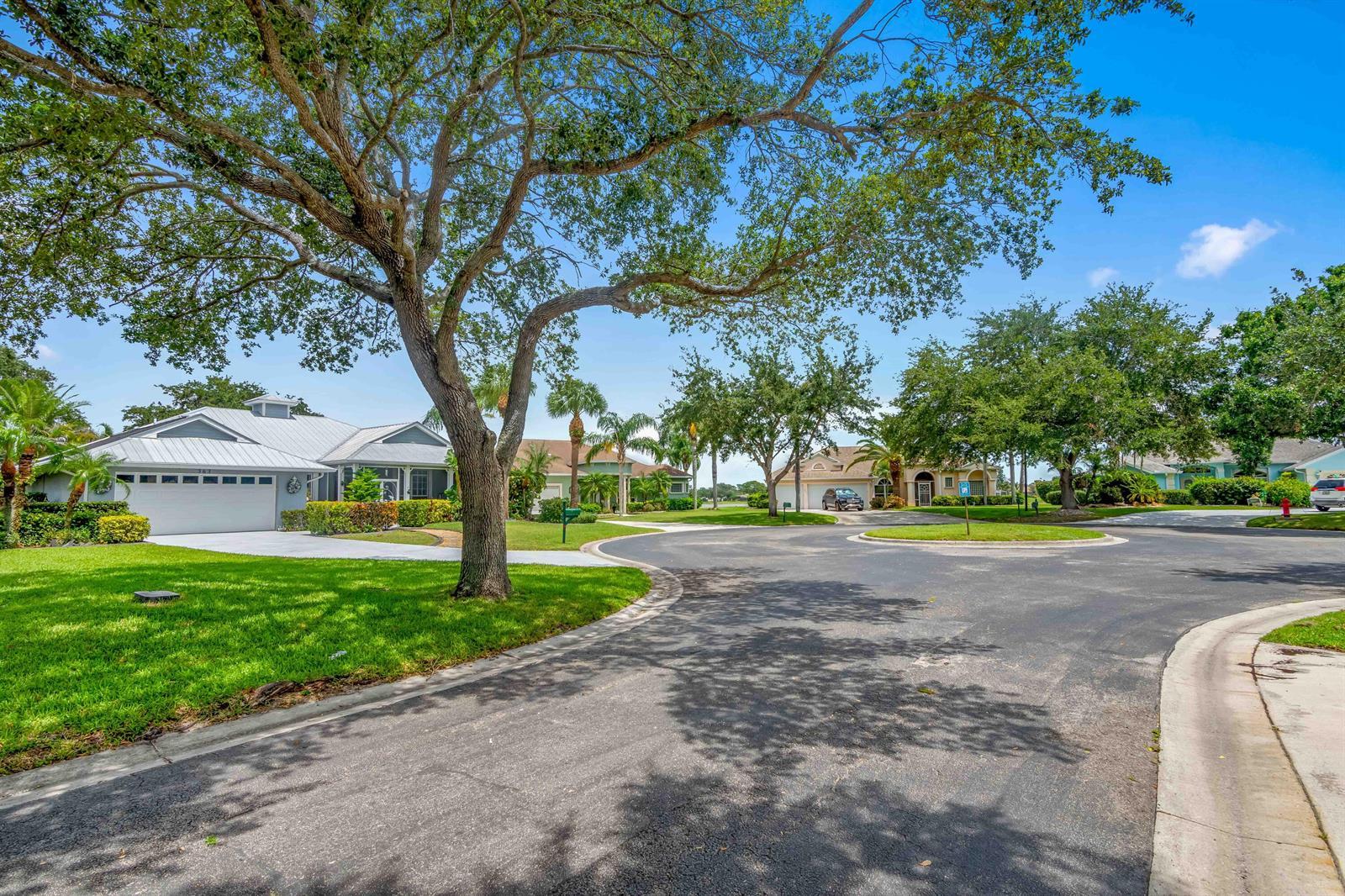 363 SW PANTHER Trace, Port St. Lucie FL 34953 photo 2