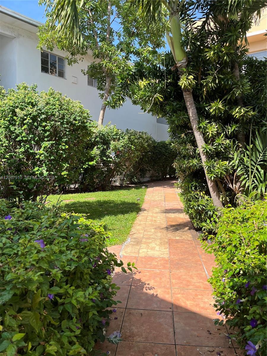 7333 Byron Ave # 7331, Miami Beach FL 33141