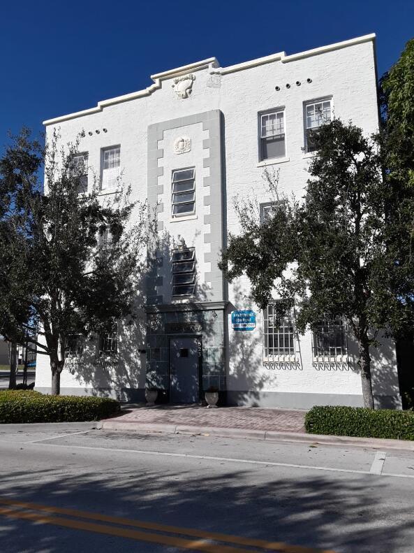 523 24TH Street # 8, West Palm Beach FL 33407