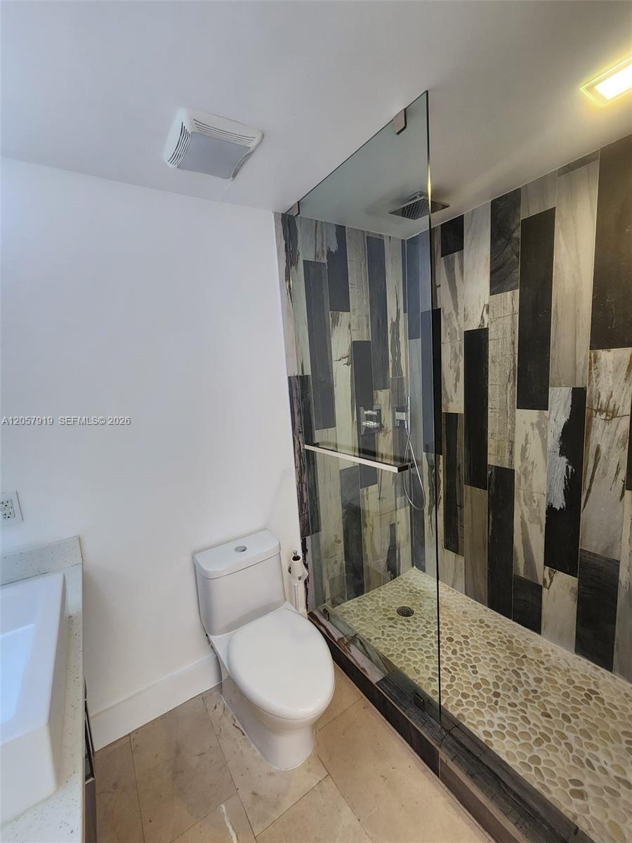 1390 Ocean Dr # 402, Miami Beach FL 33139 photo 5