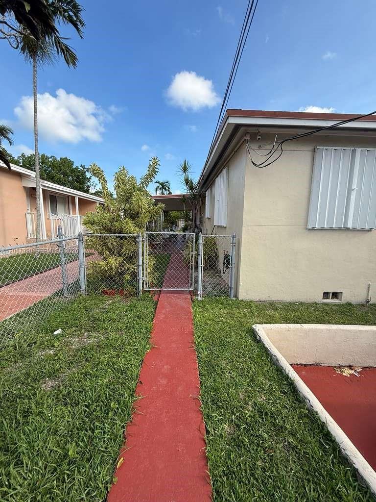 1140 SW 9th St # B, Miami FL 33130 photo 4