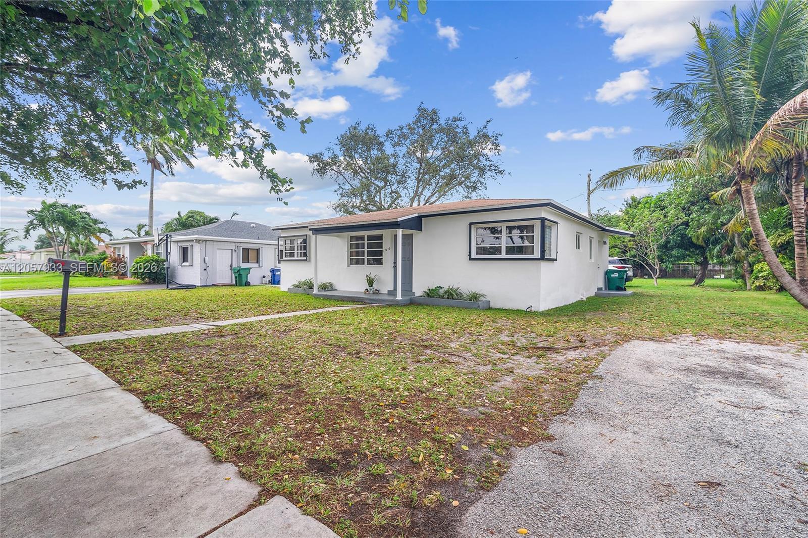 17410 NE 11th Ave, Miami FL 33162 photo 2