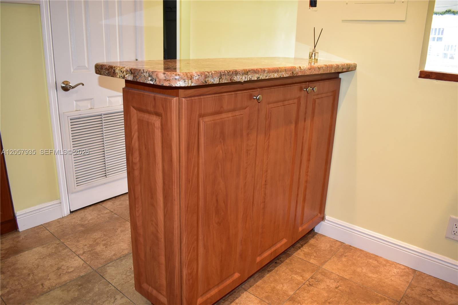 8901 Sunrise Lakes Blvd # 211, Sunrise FL 33322 photo 4