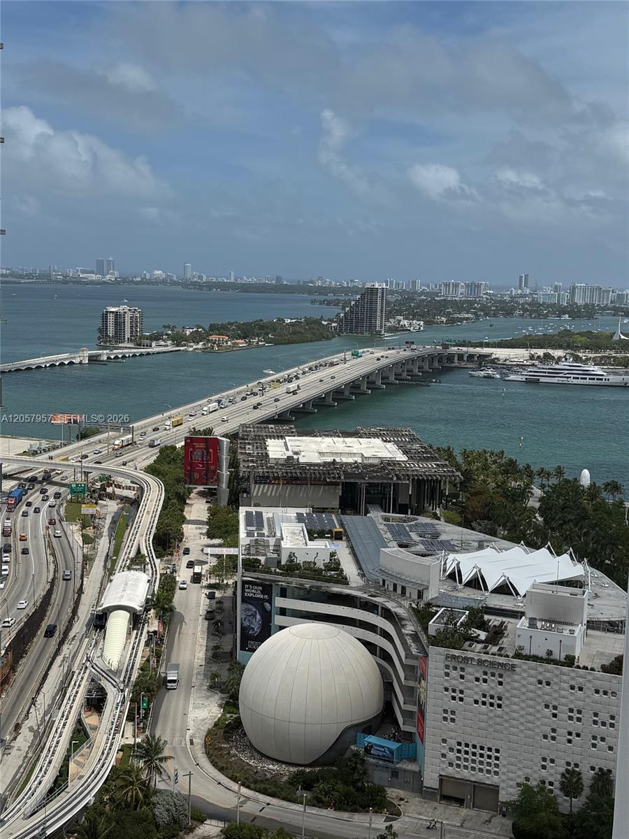1040 Biscayne Blvd # 2605, Miami FL 33132