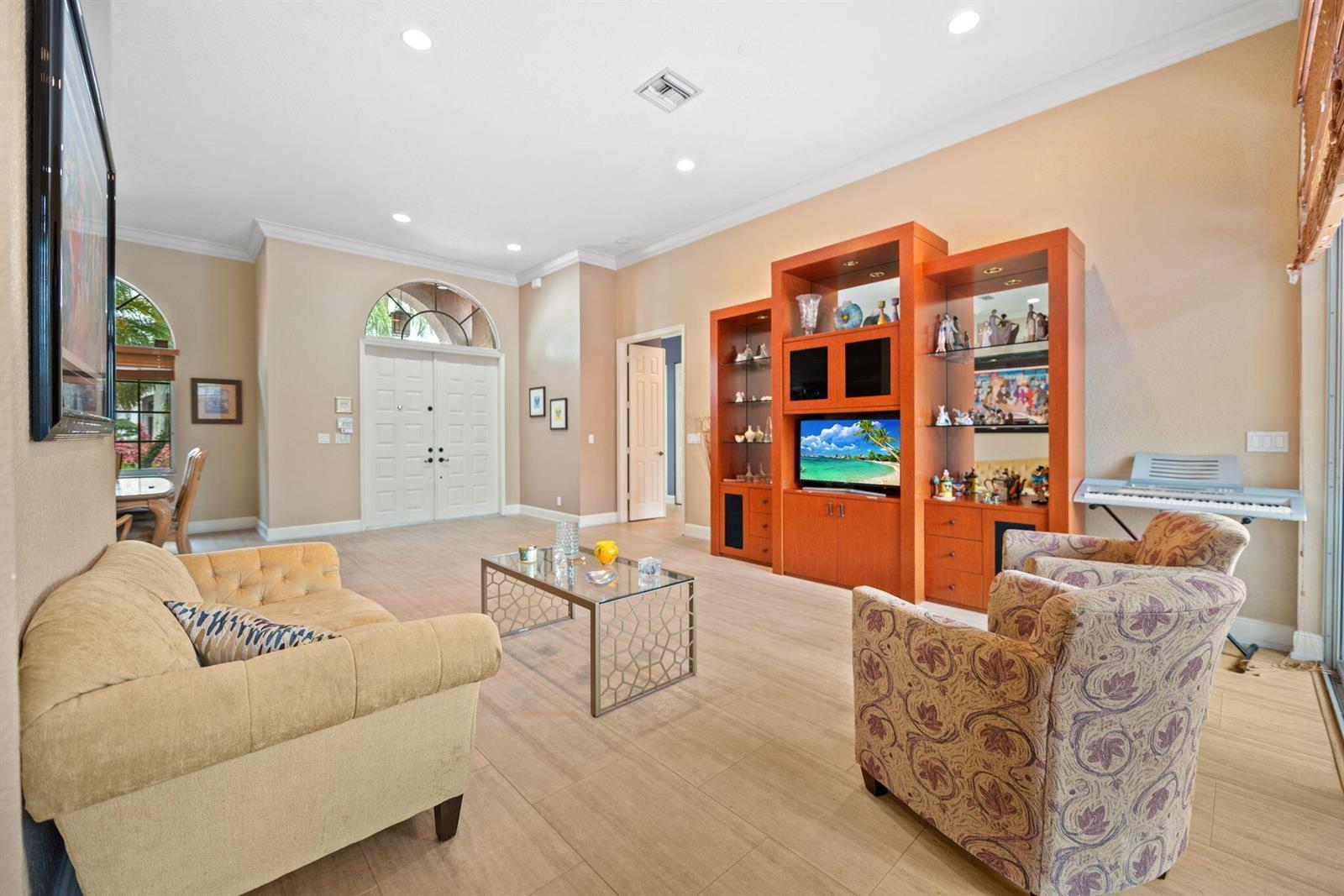 77 NW 108TH Way, Plantation FL 33324 photo 5