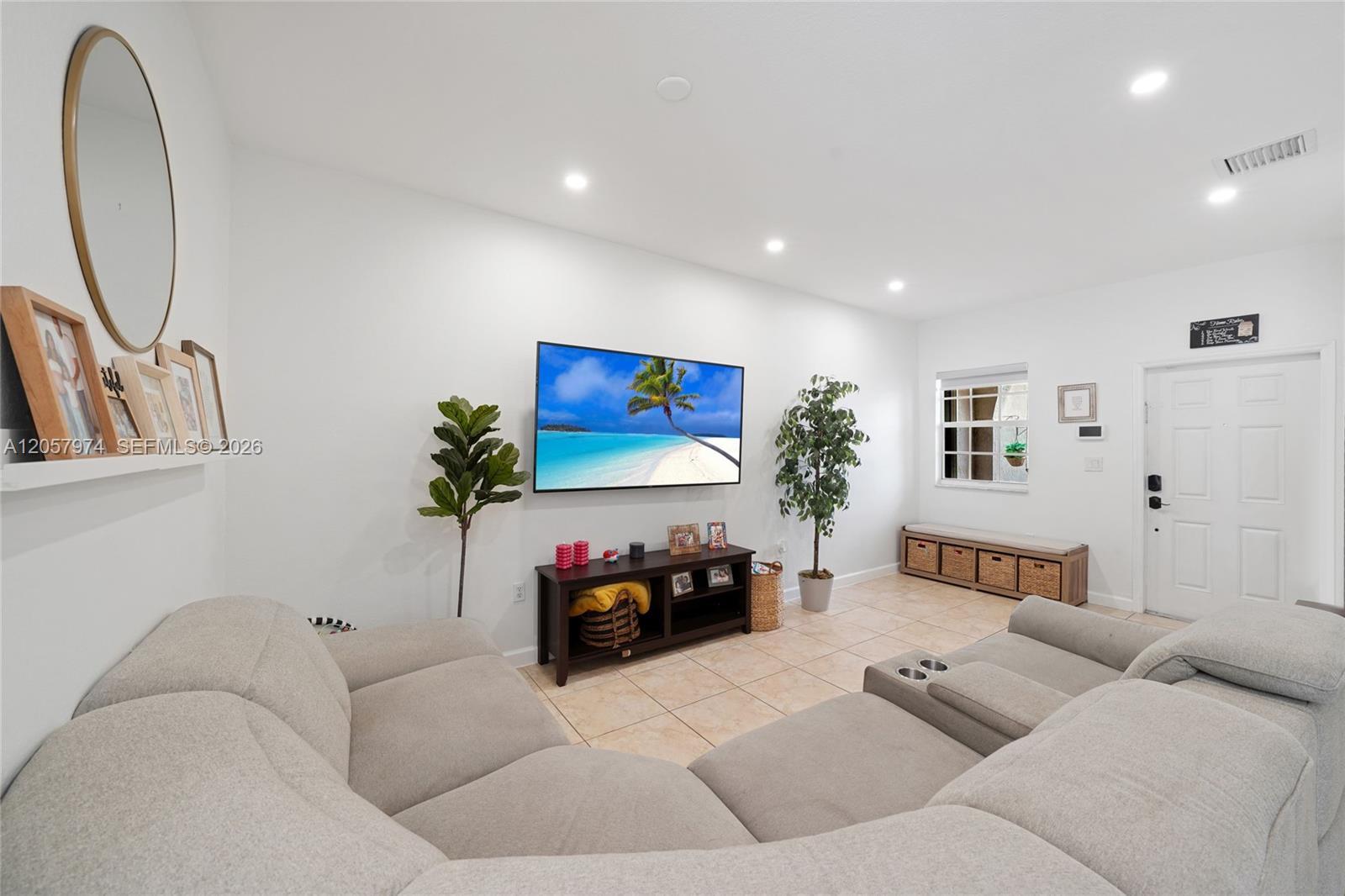 8897 SW 225th St, Cutler Bay FL 33190 photo 3