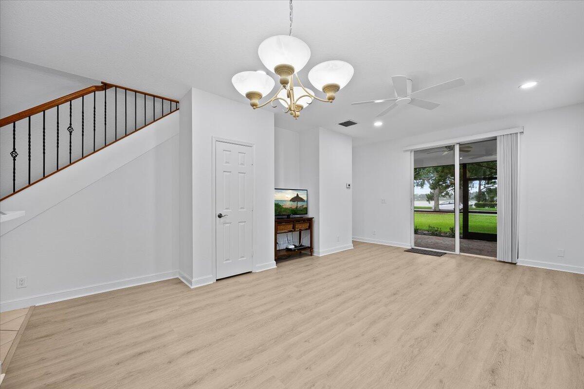 731 Duchess Court, Palm Beach Gardens FL 33410 photo 4