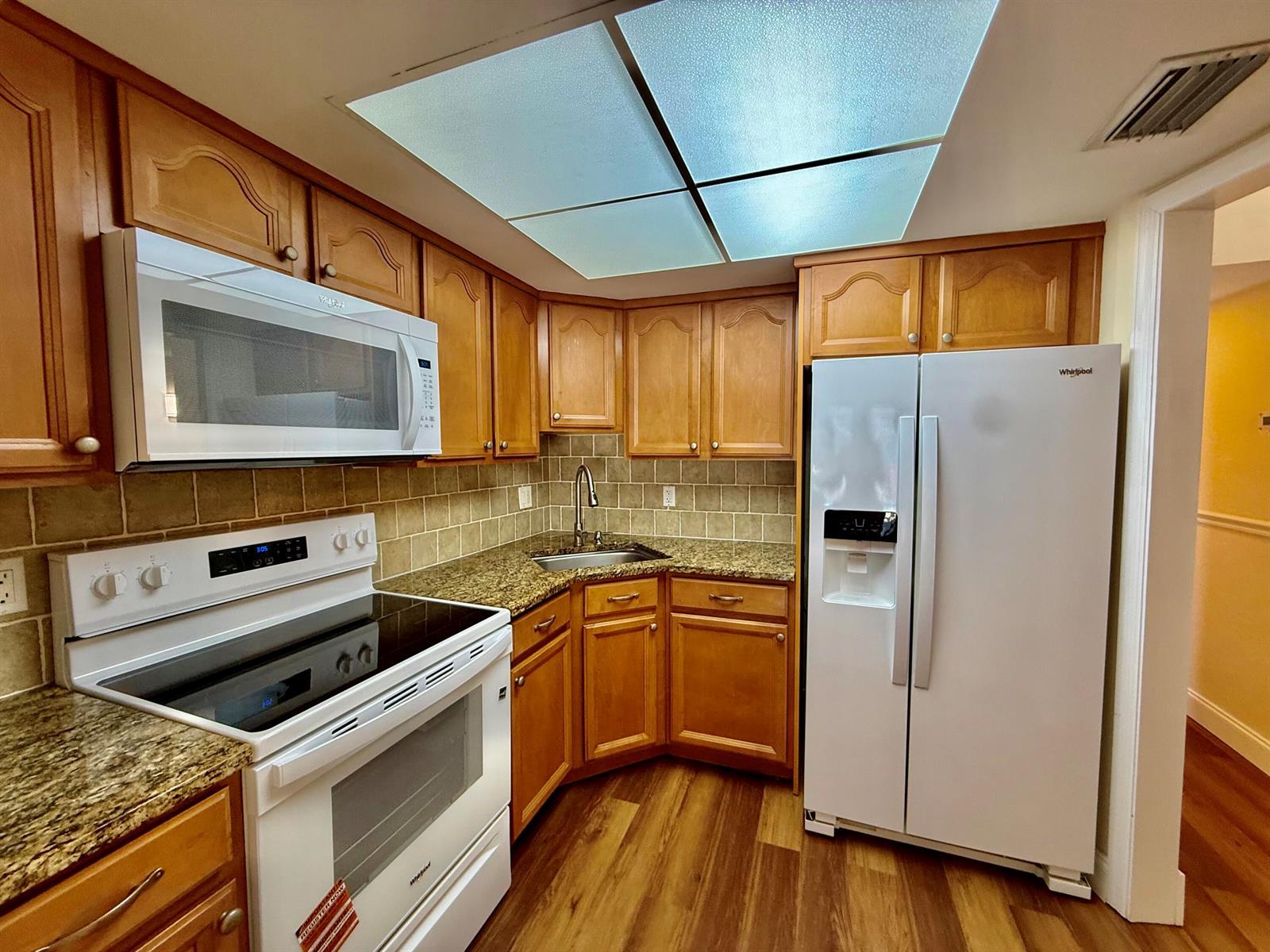 342 Southwind Drive # 122, North Palm Beach FL 33408 photo 3