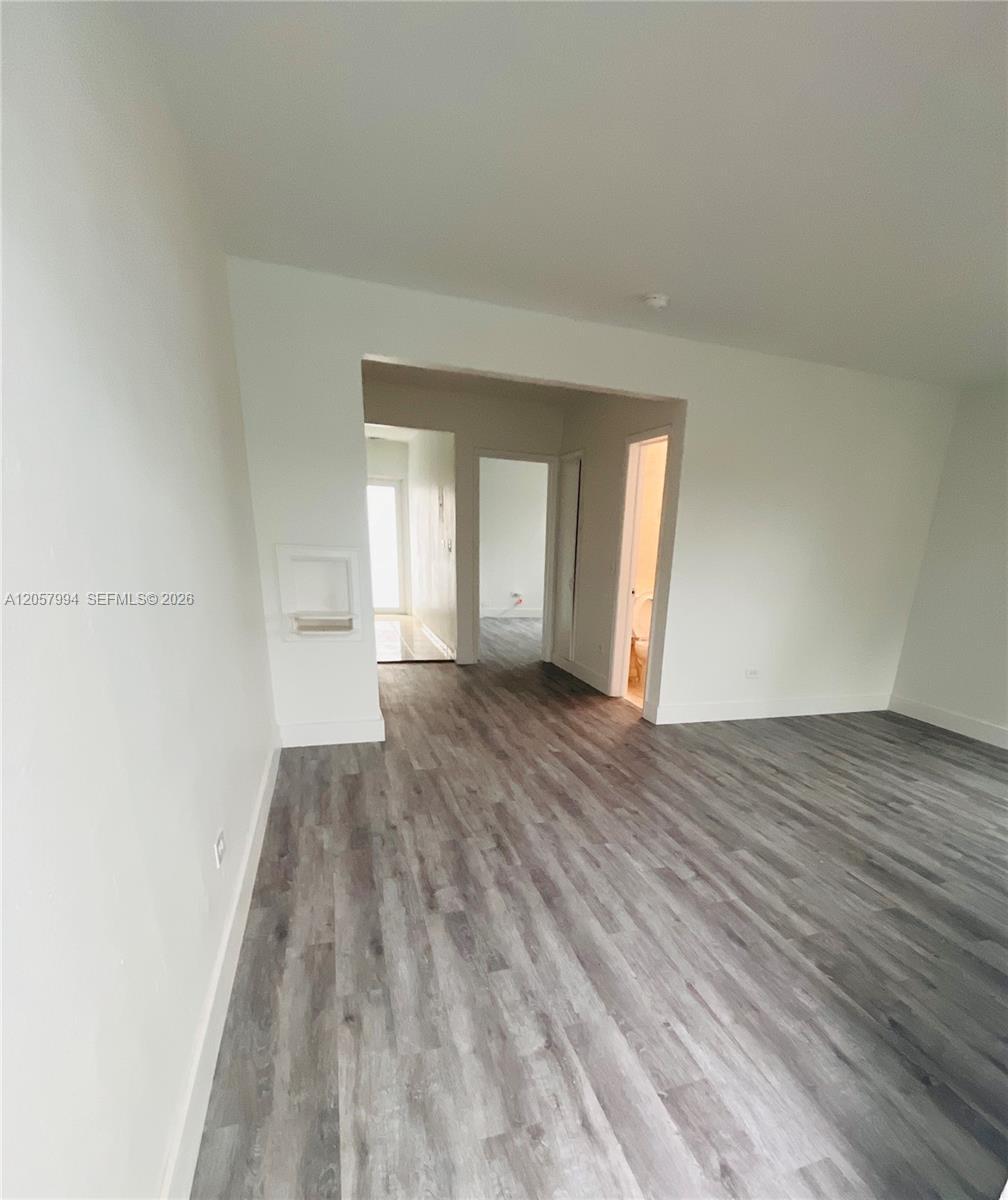 2045 Calais Dr # 8, Miami Beach FL 33141 photo 4