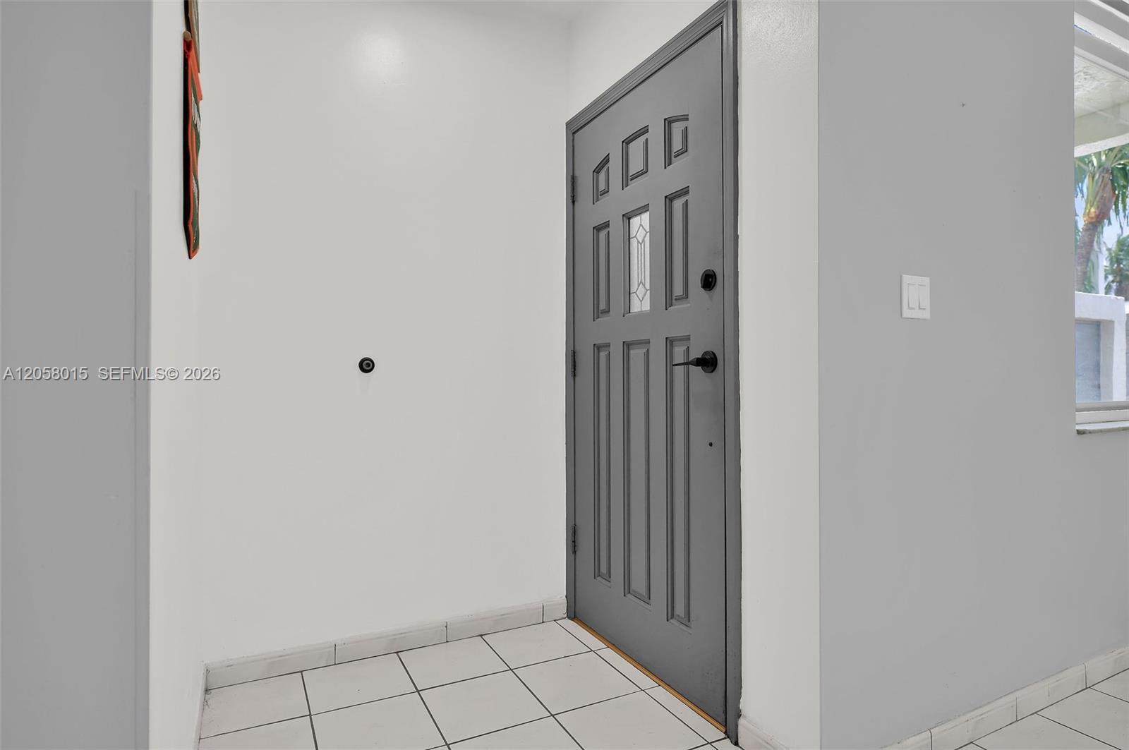 9177 Fontainebleau Blvd # 3, Miami FL 33172 photo 2