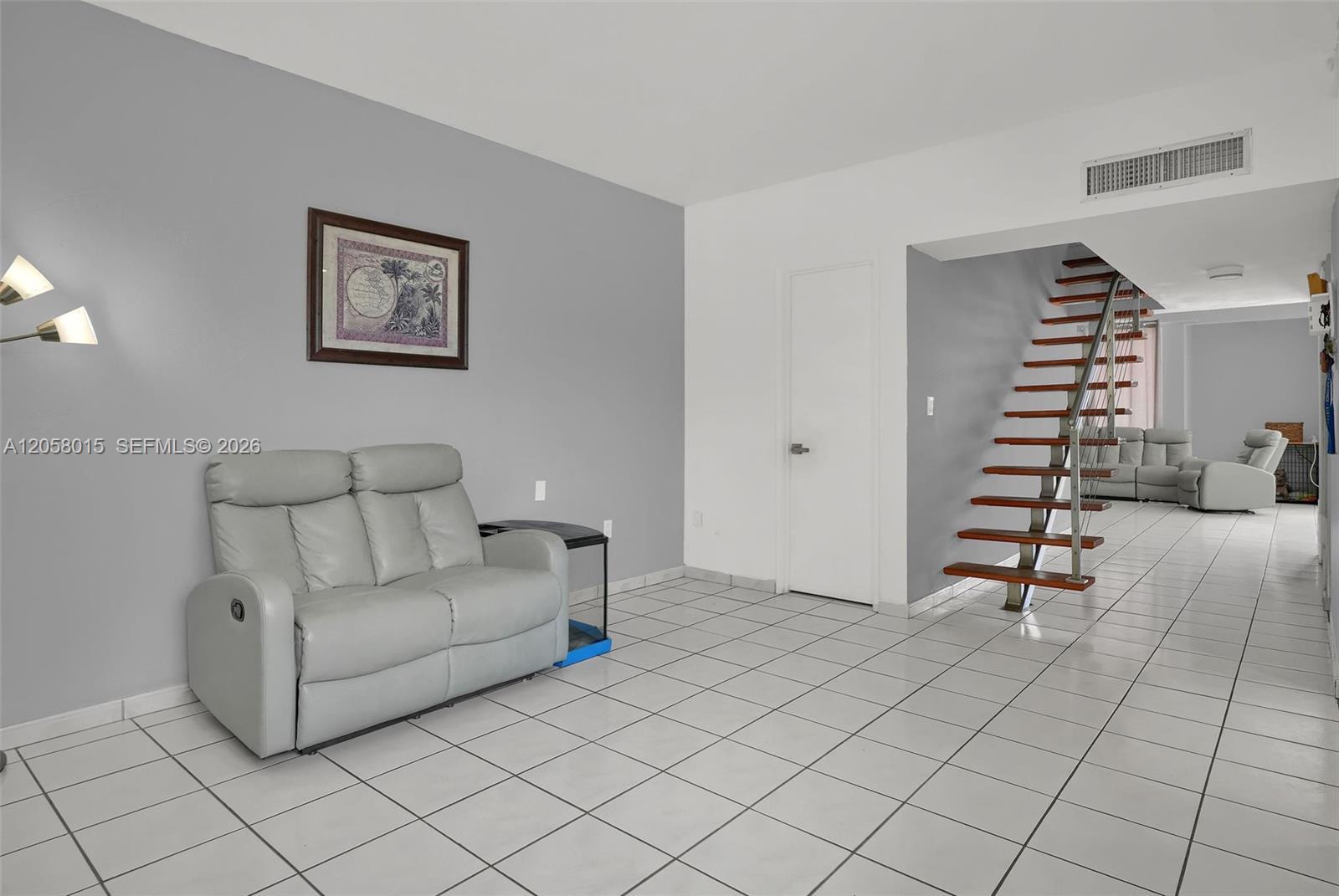 9177 Fontainebleau Blvd # 3, Miami FL 33172 photo 3