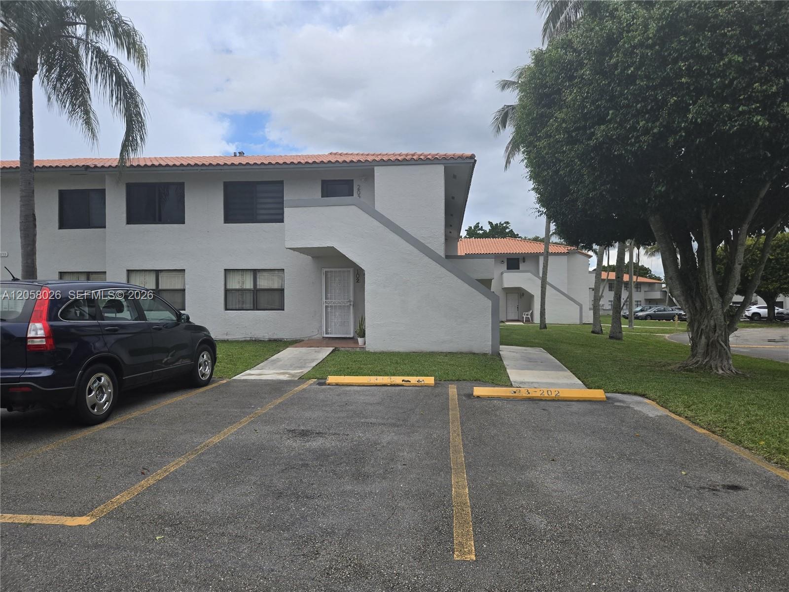 14835 SW 80th St # 6, Miami FL 33193