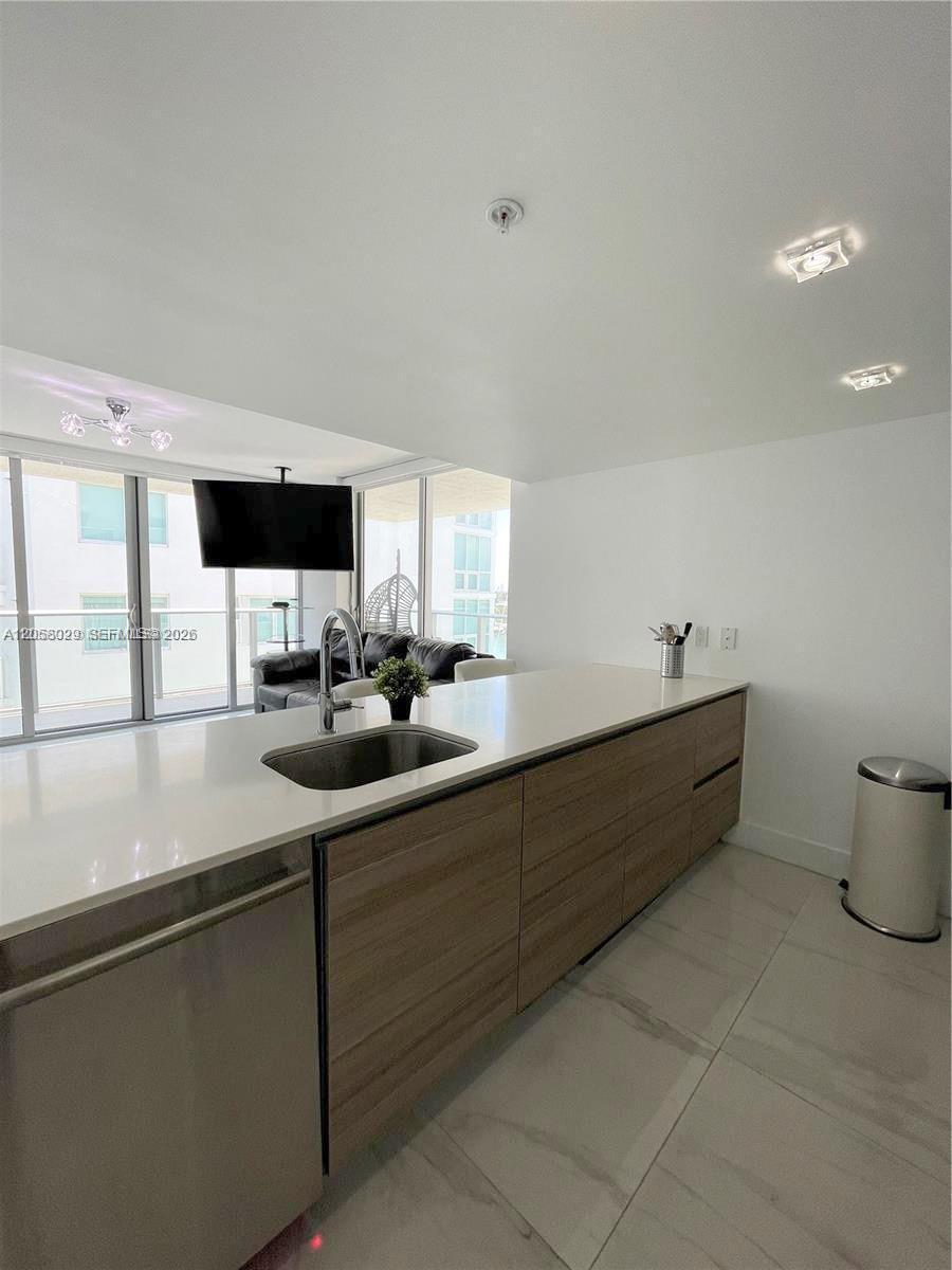 6620 Indian Creek Dr # 301, Miami Beach FL 33141 photo 3