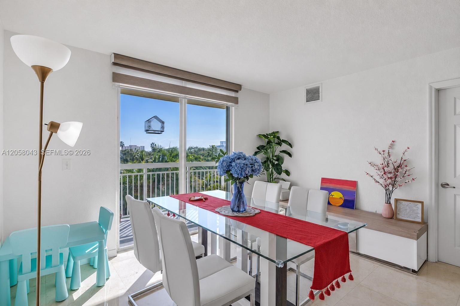 816 NW 11th St # 607, Miami FL 33136 photo 2