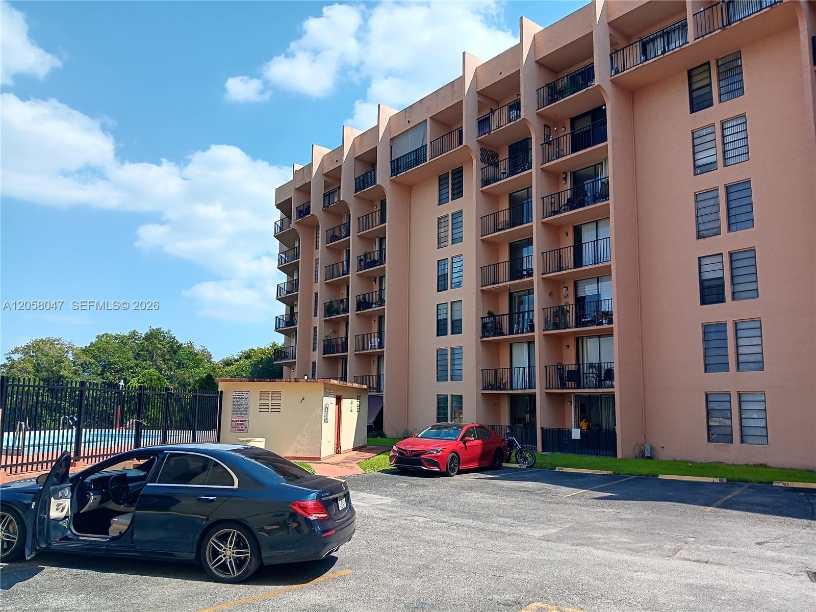 9688 Fontainebleau Blvd # 502, Miami FL 33172 photo 3
