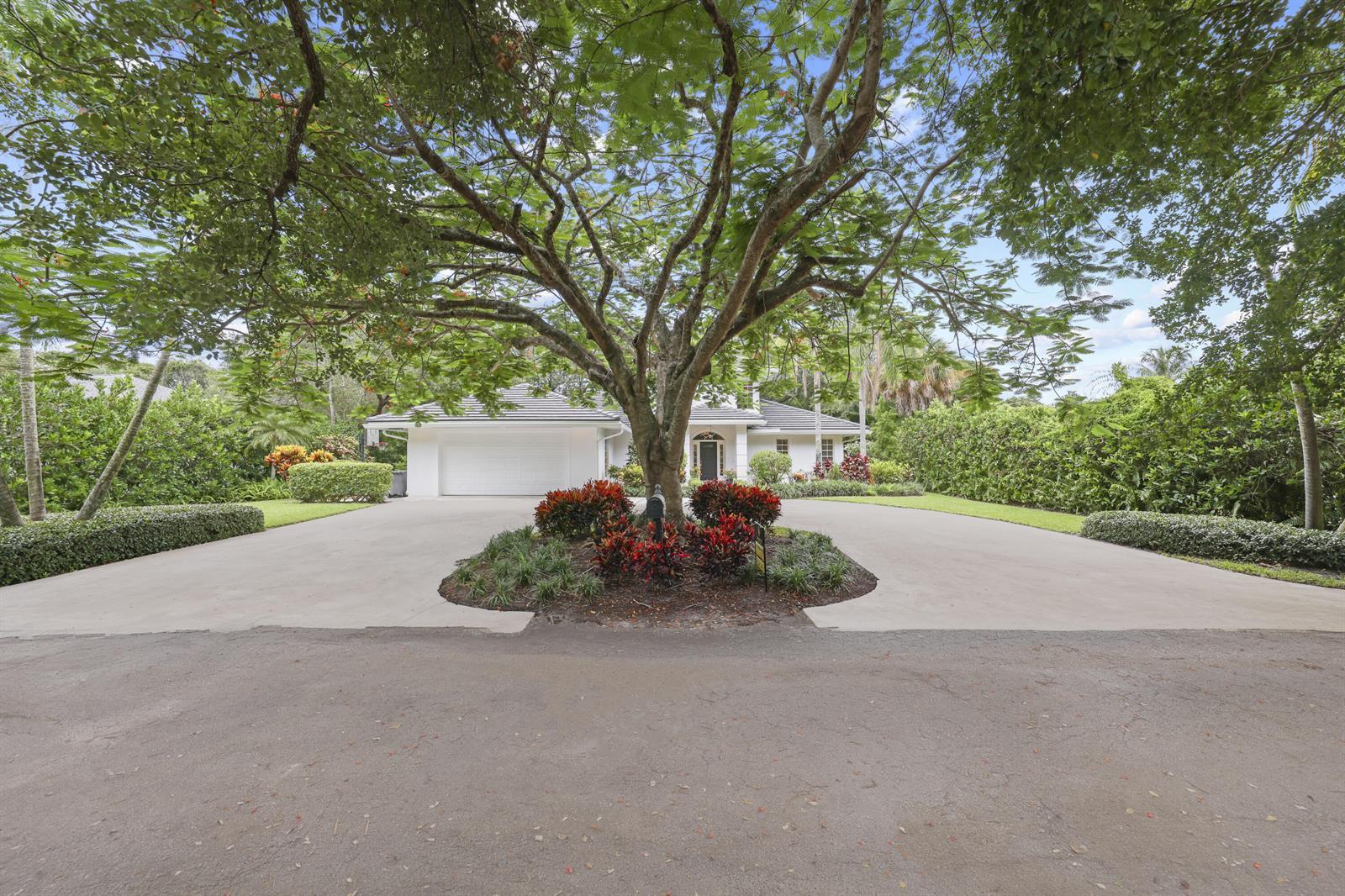 2396 Shore Drive, Palm Beach Gardens FL 33410 photo 3