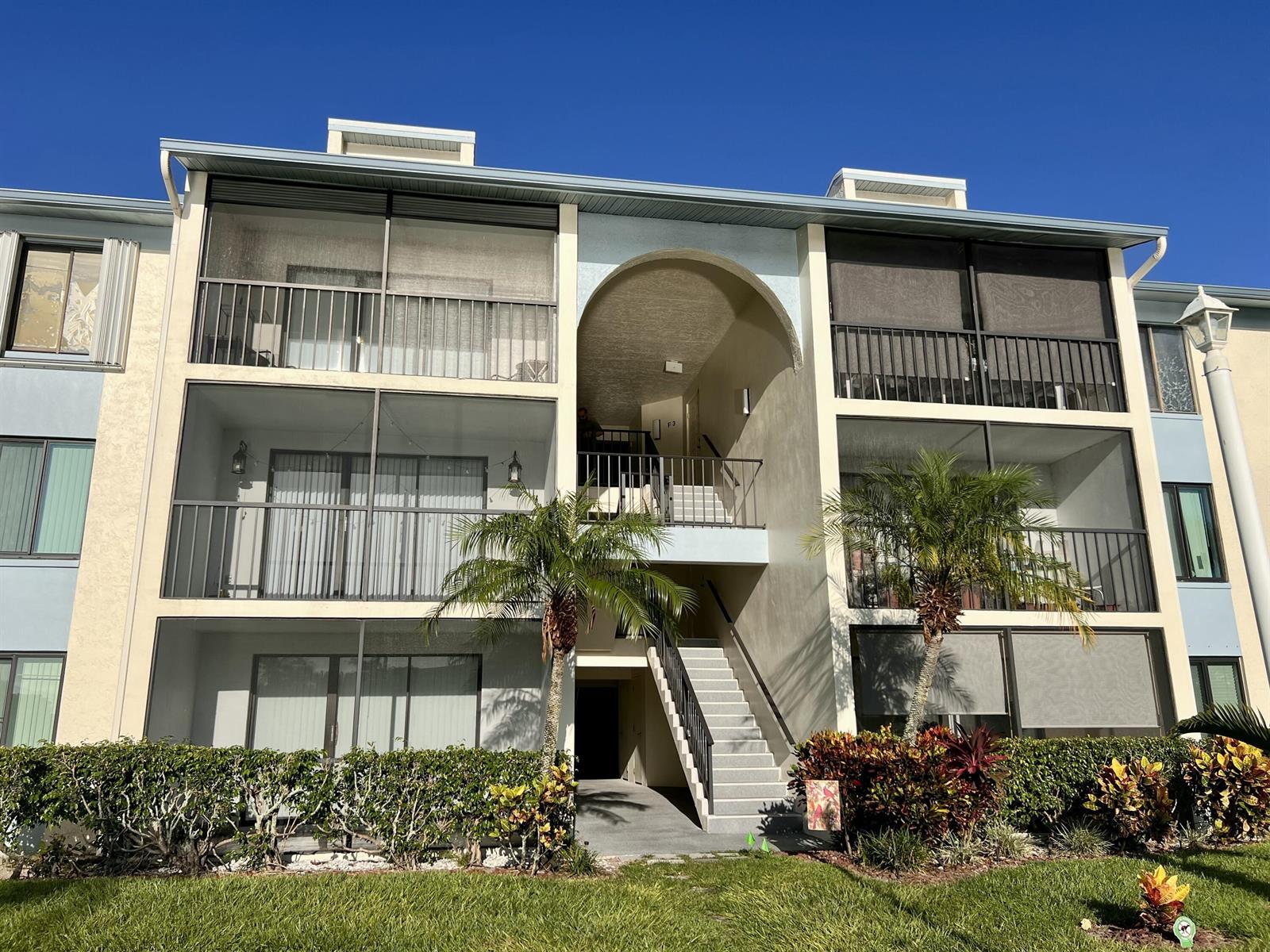 1111 Green Pine Boulevard # G3, West Palm Beach FL 33409 photo 2
