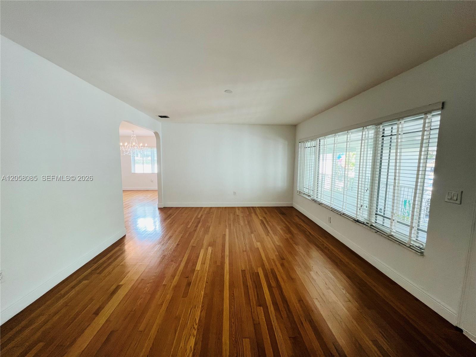 1116 Biarritz Dr, Miami Beach FL 33141 photo 3