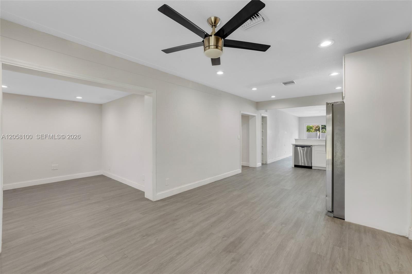 3405 Robbins Rd, Pompano Beach FL 33062 photo 4