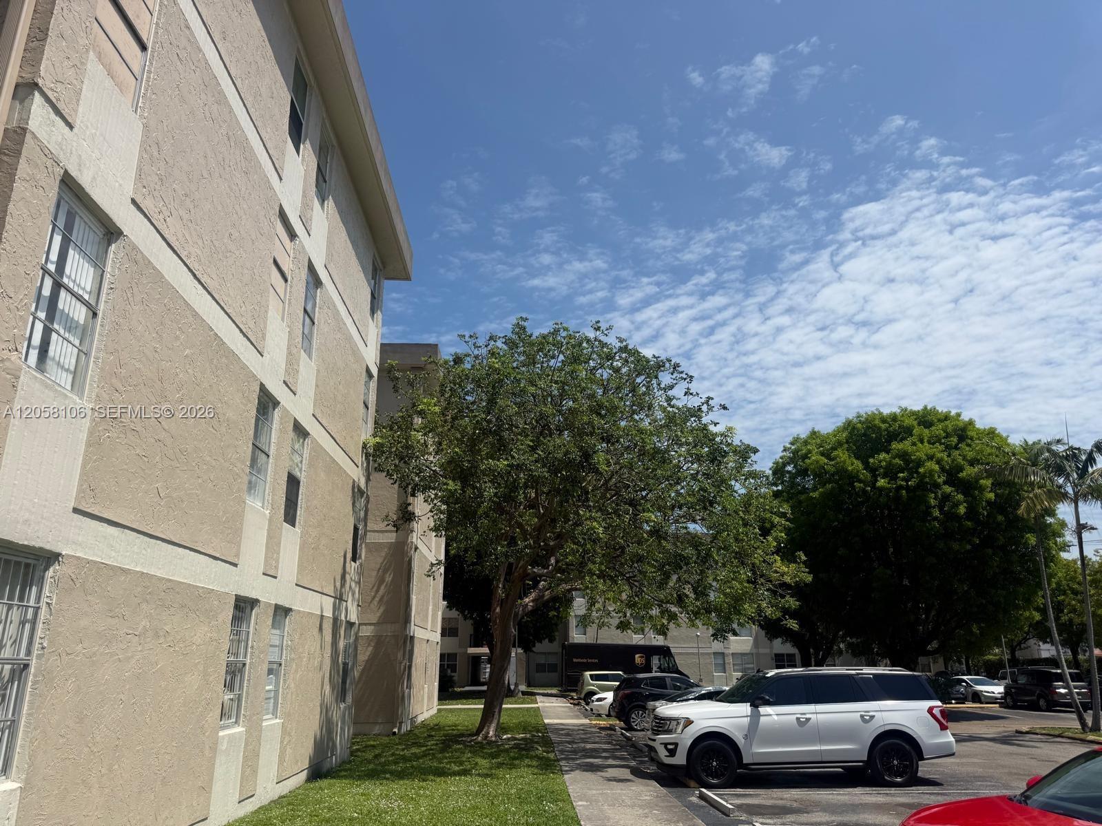 1875 W 56th St # 109, Hialeah FL 33012 photo 2