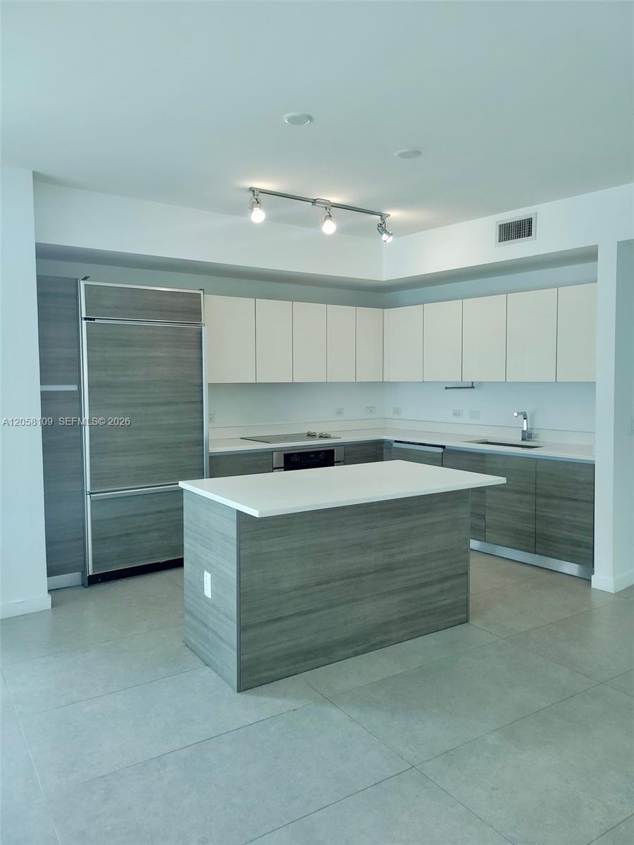 1100 S Miami Ave # 2001, Miami FL 33130 photo 3