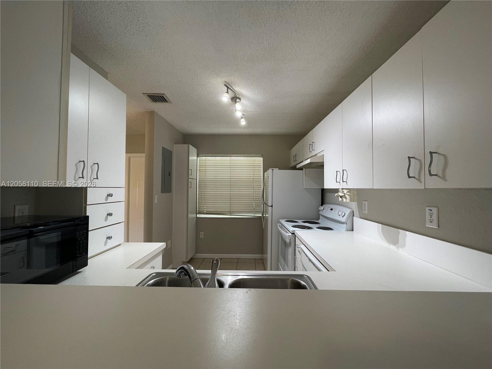 14124 SW 121st Pl # 26, Miami FL 33186 photo 4