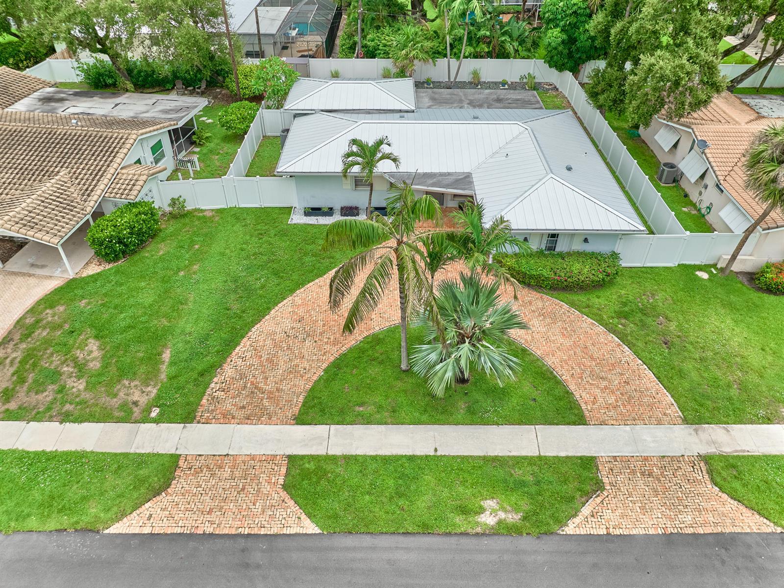 683 SW 2ND Street, Boca Raton FL 33486