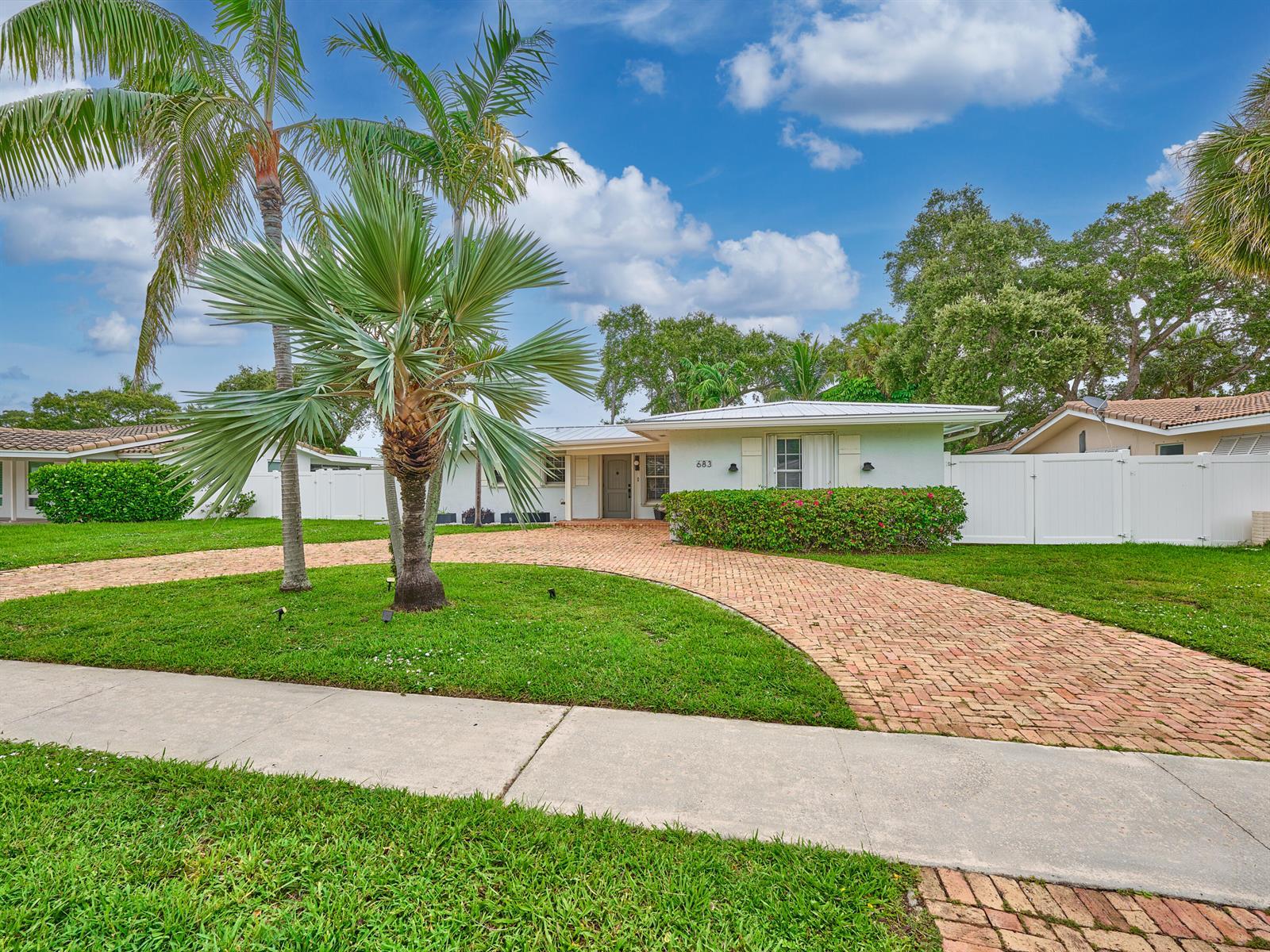 683 SW 2ND Street, Boca Raton FL 33486 photo 5