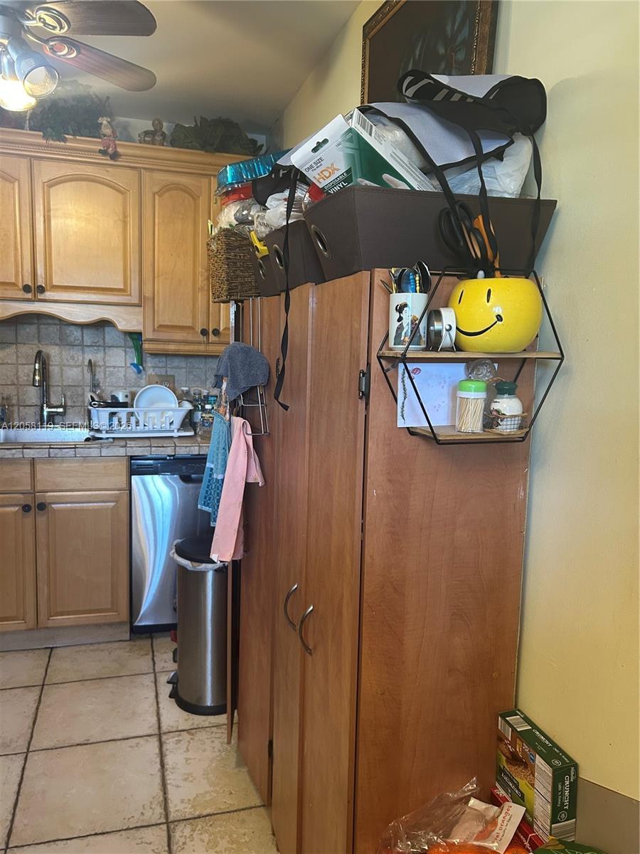 Pembroke Pines, FL 33027 photo 2