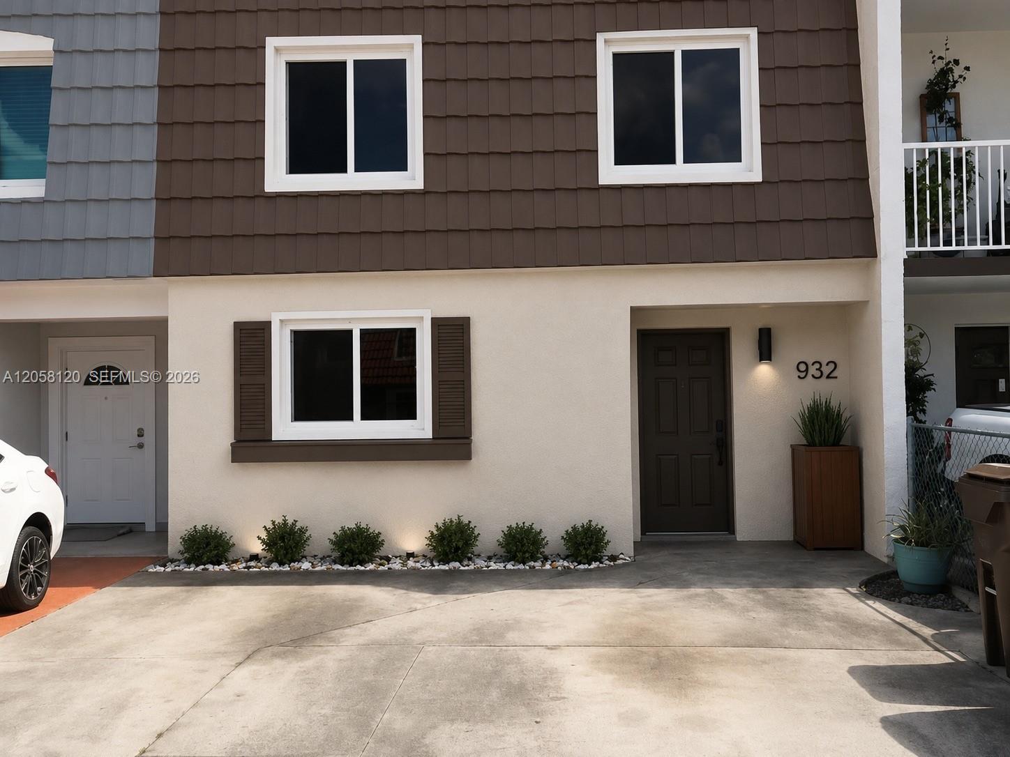 932 W 80th Pl # 0, Hialeah FL 33014