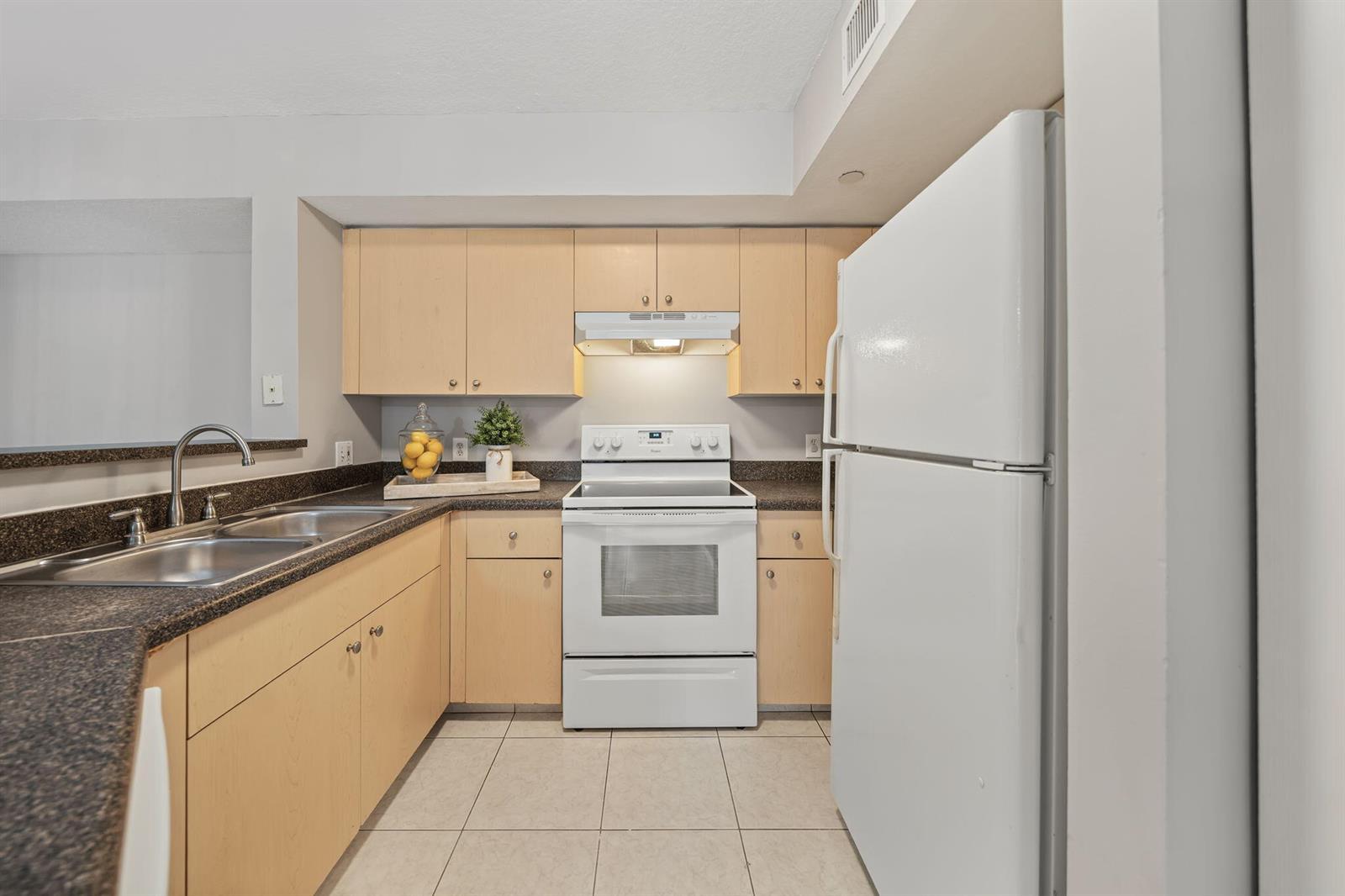 4151 San Marino Boulevard # 203, West Palm Beach FL 33409 photo 5