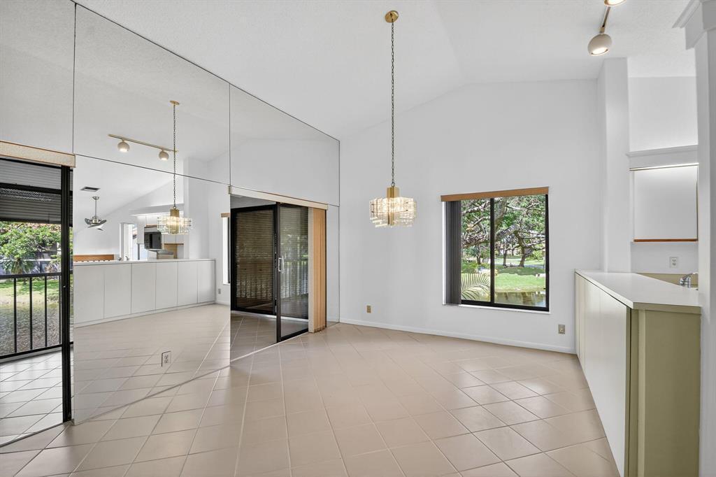 10631 OCEAN PALM Way # 202, Boynton Beach FL 33437 photo 4