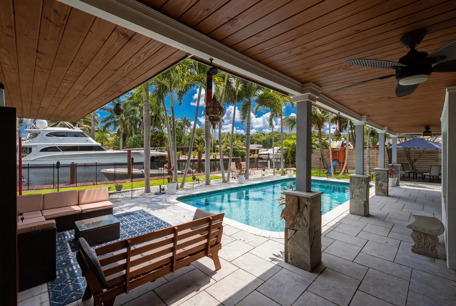 2587 SW 30TH Avenue, Fort Lauderdale FL 33312 photo 2