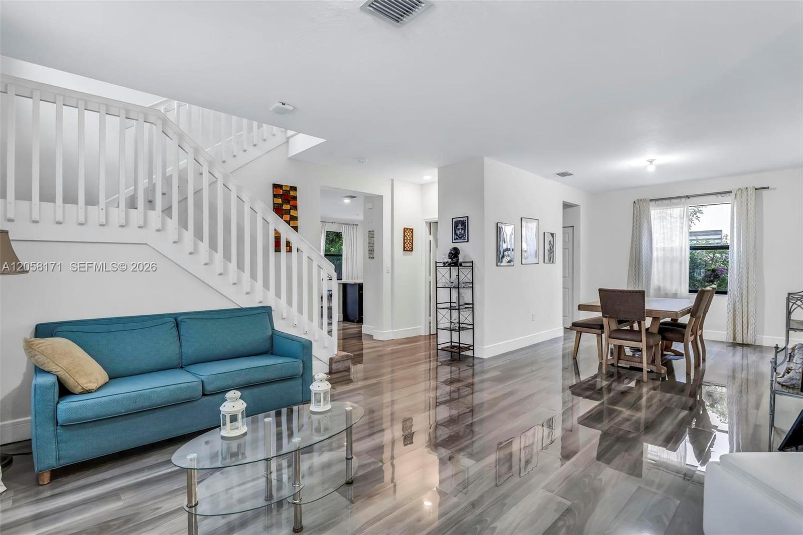 3506 W 106th Ter, Hialeah FL 33018 photo 3