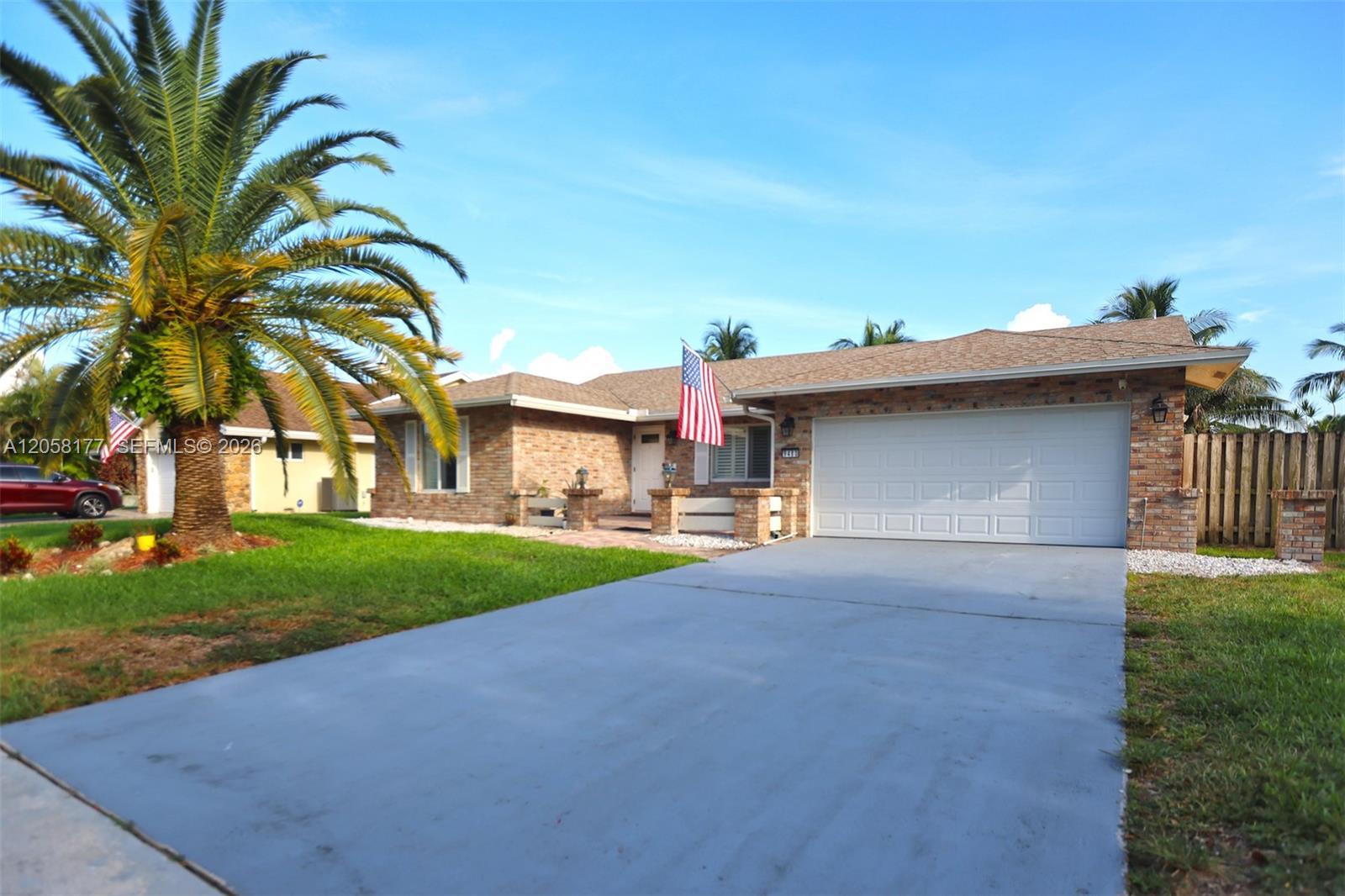 9480 NW 10th St, Plantation FL 33322