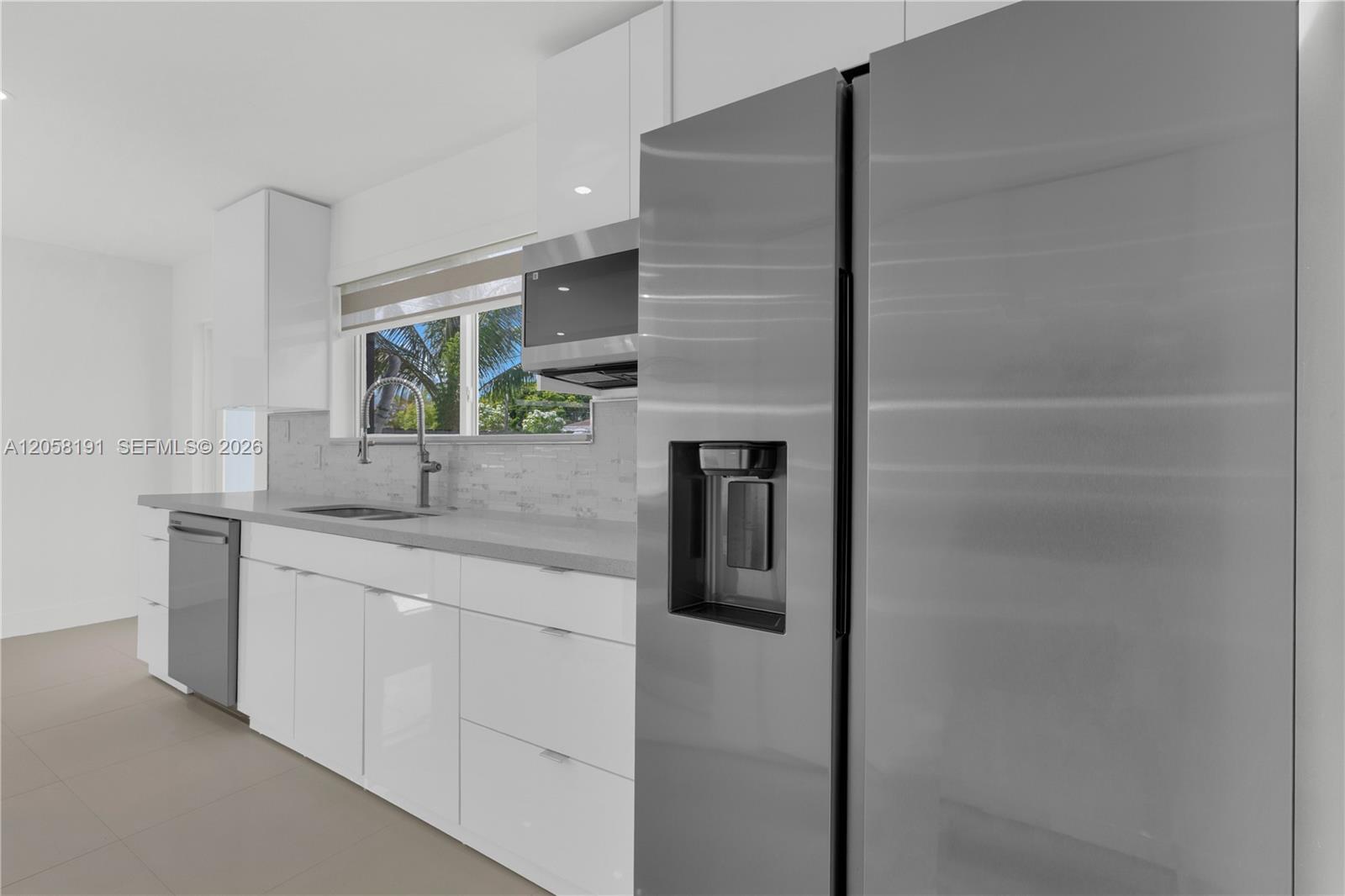9520 Lisa Rd, Cutler Bay FL 33157 photo 3