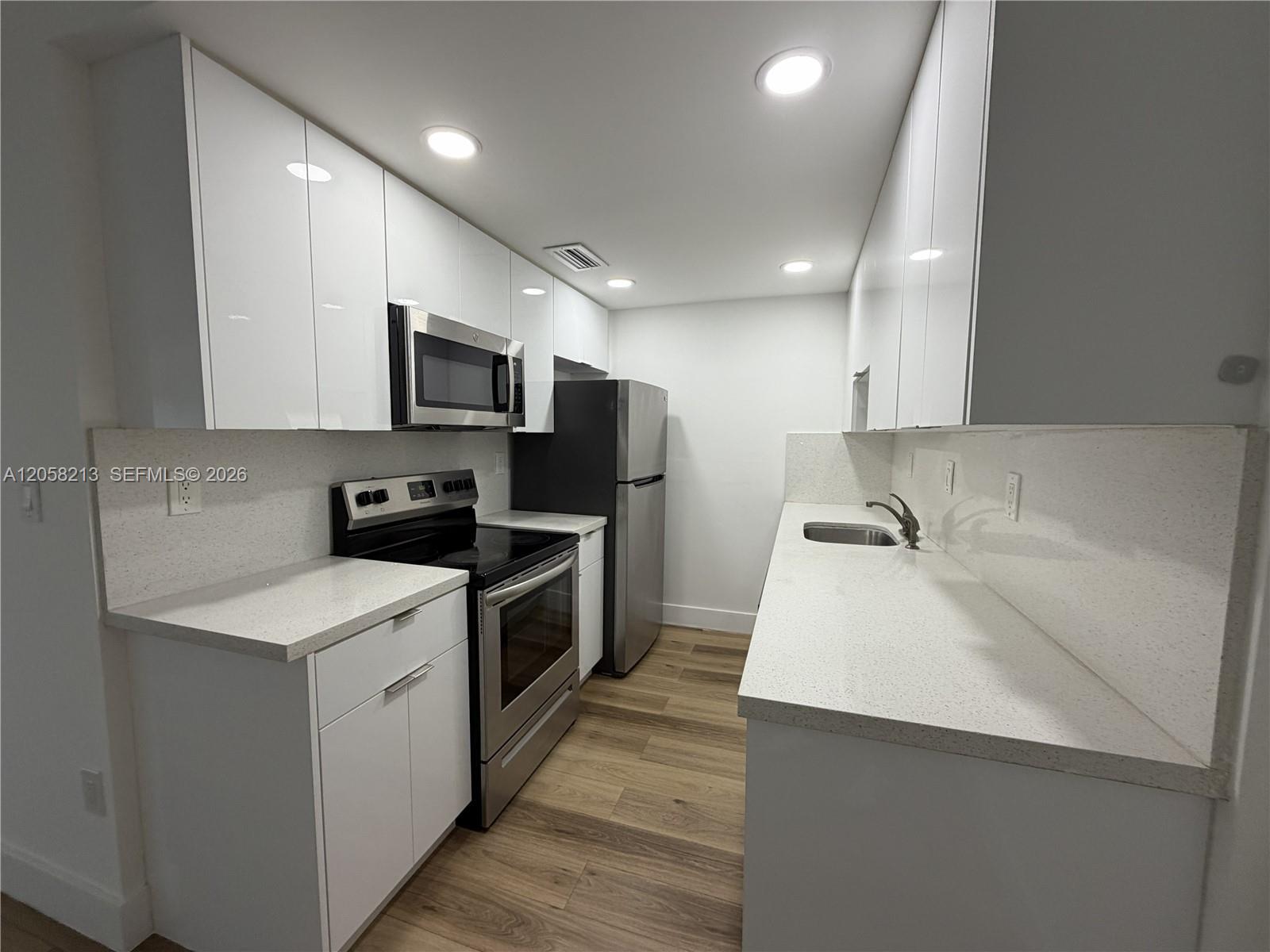 10822 N Kendall Dr # S23, Miami FL 33176